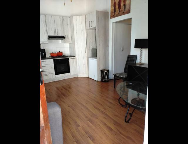 1 BEDROOM PROPERTY TO RENT IN BOTHASIG